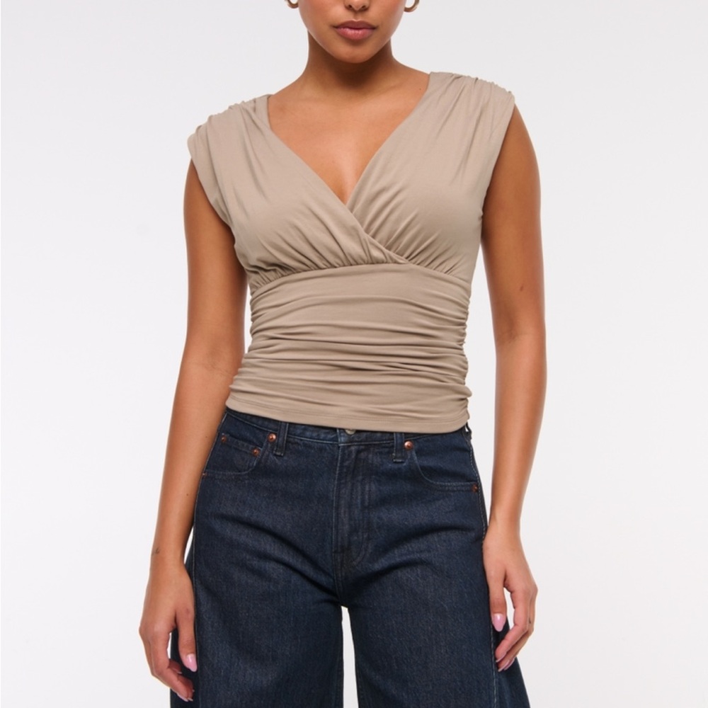 Abercrombie & Fitch Ruched V-Neck Top